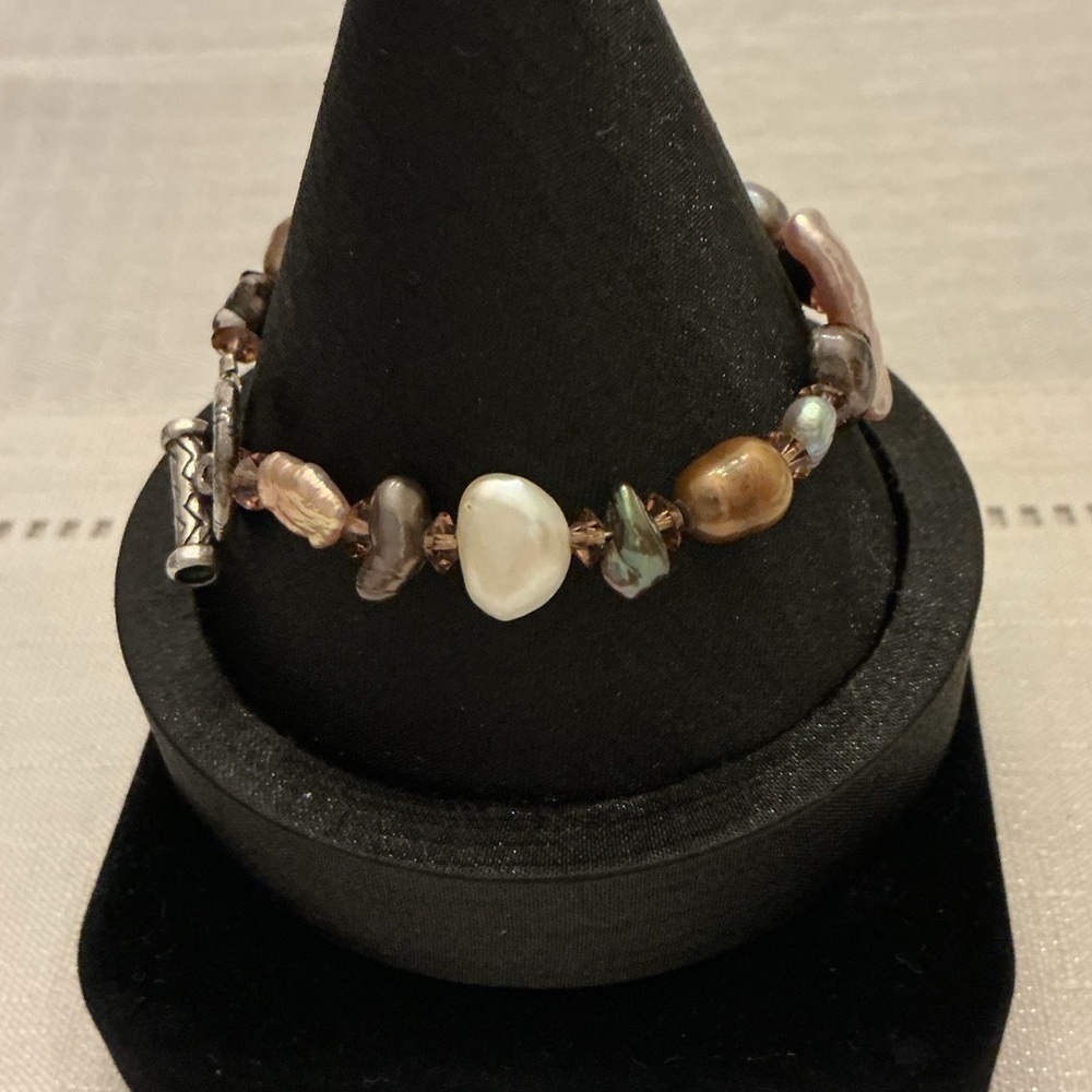 Baroque Pearl Beaded Bracelet - Picture 4 of 4